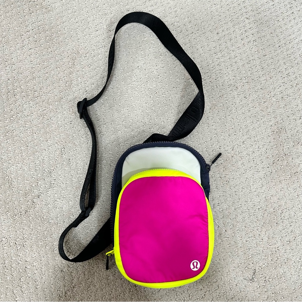 Lululemon The Rest is Written Crossbody Bag/Belt Bag